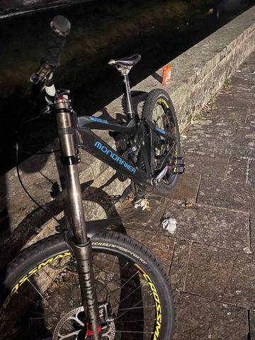 Used Mondraker Sum 2016 Mountainbike, Black, 26 — image 4 of 7