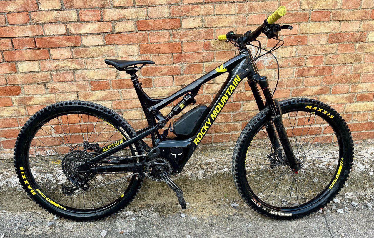 Rocky Mountain Instinct Powerplay Carbon 70 used in MD buycycle UK