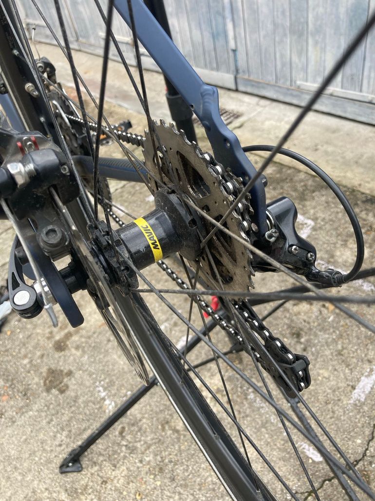 Used TRIBAN RC120 Disc Road Bike 2020 2020 Road & Gravel — image 6 of 8
