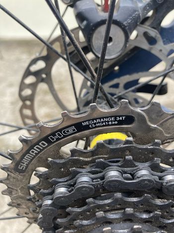 Used TRIBAN RC120 Disc Road Bike 2020 2020 Road & Gravel — image 3 of 8