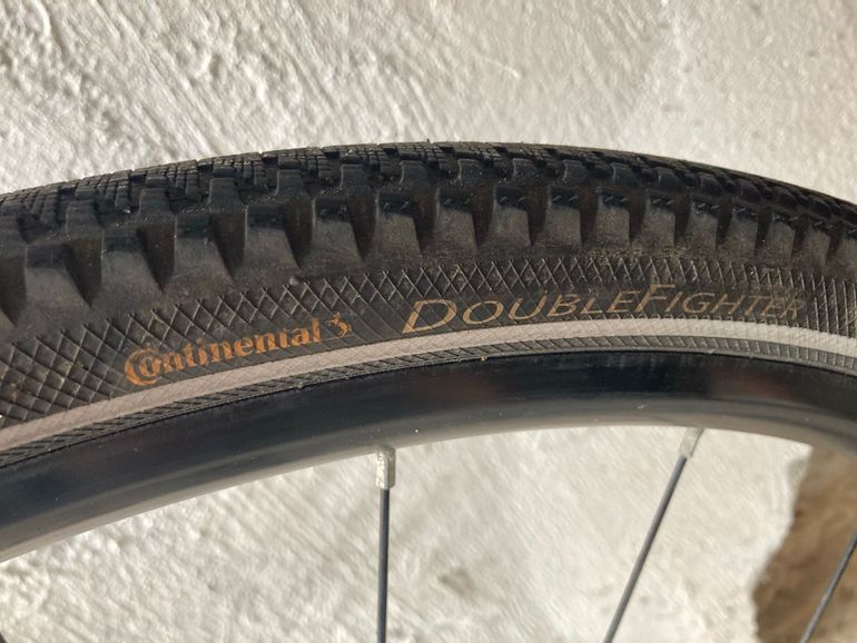 Used TRIBAN RC120 Disc Road Bike 2020 2020 Road & Gravel — image 8 of 8