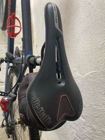 Used TRIBAN RC120 Disc Road Bike 2020 2020 Road & Gravel — image 7 of 8