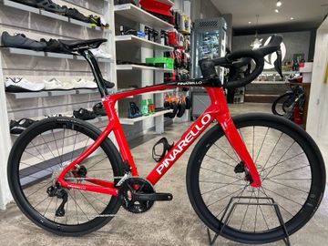 Brugt Pinarello X3 Shimano 105 Di2 2024 Road & Gravel — billede 1 af 10