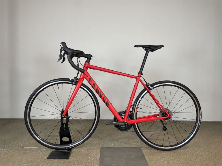 Used Canyon Endurace AL 6.0 2021 Road & Gravel, Red — image 3 of 6