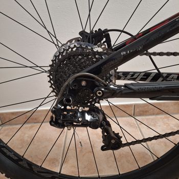 Used Specialized Stumpjumper FSR Comp 29 2014 2014 Mountainbike — image 5 of 13