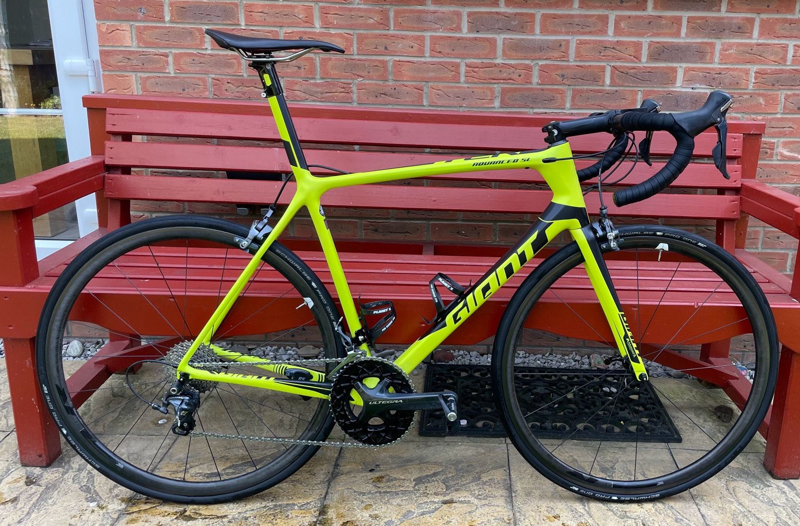 Giant TCR Advanced SL 2 used in L buycycle