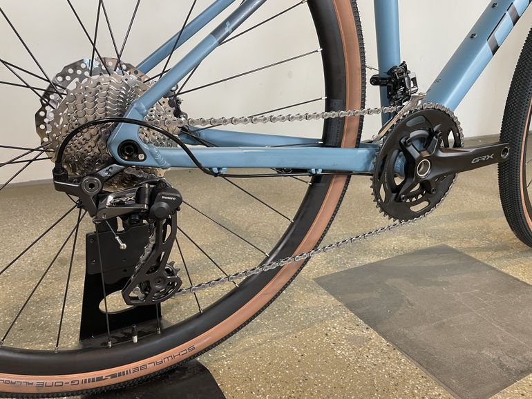Used CUBE Nuroad Race 2021 Road & Gravel, Blue — image 4 of 5