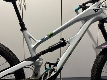 Used YT Industries JEFFSY 27 CF Pro 2019 2019 Mountainbike — image 9 of 11