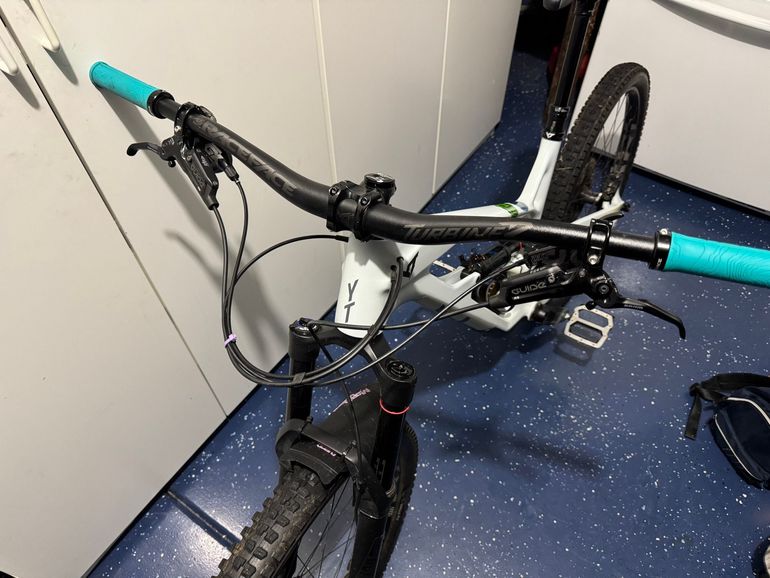 Used YT Industries JEFFSY 27 CF Pro 2019 2019 Mountainbike — image 7 of 11