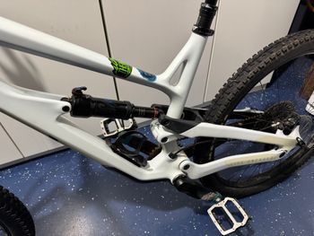 Used YT Industries JEFFSY 27 CF Pro 2019 2019 Mountainbike — image 6 of 11
