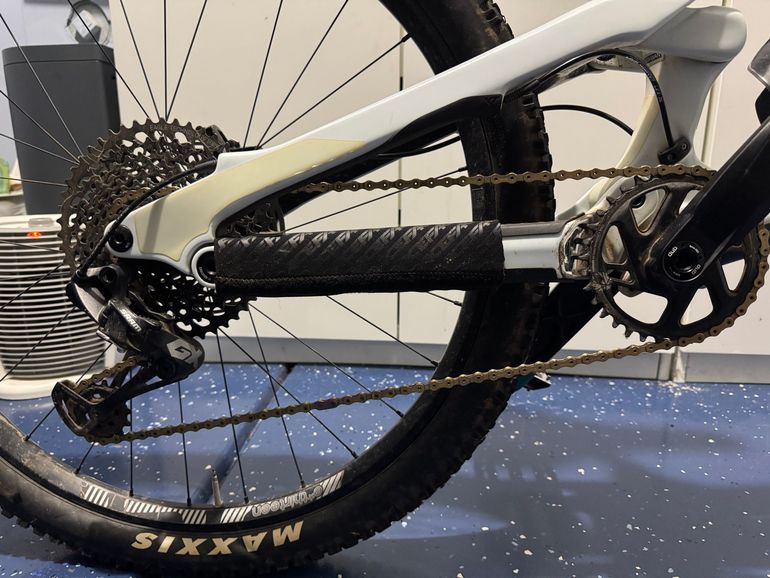 Used YT Industries JEFFSY 27 CF Pro 2019 2019 Mountainbike — image 3 of 11