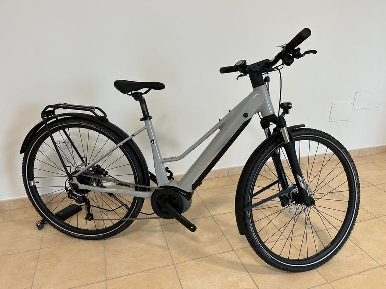 Použité Superior E-BIKE TOURING EXR 6050 BL 28" (570001) 2022 Mountainbike — obrázek 1 z 3