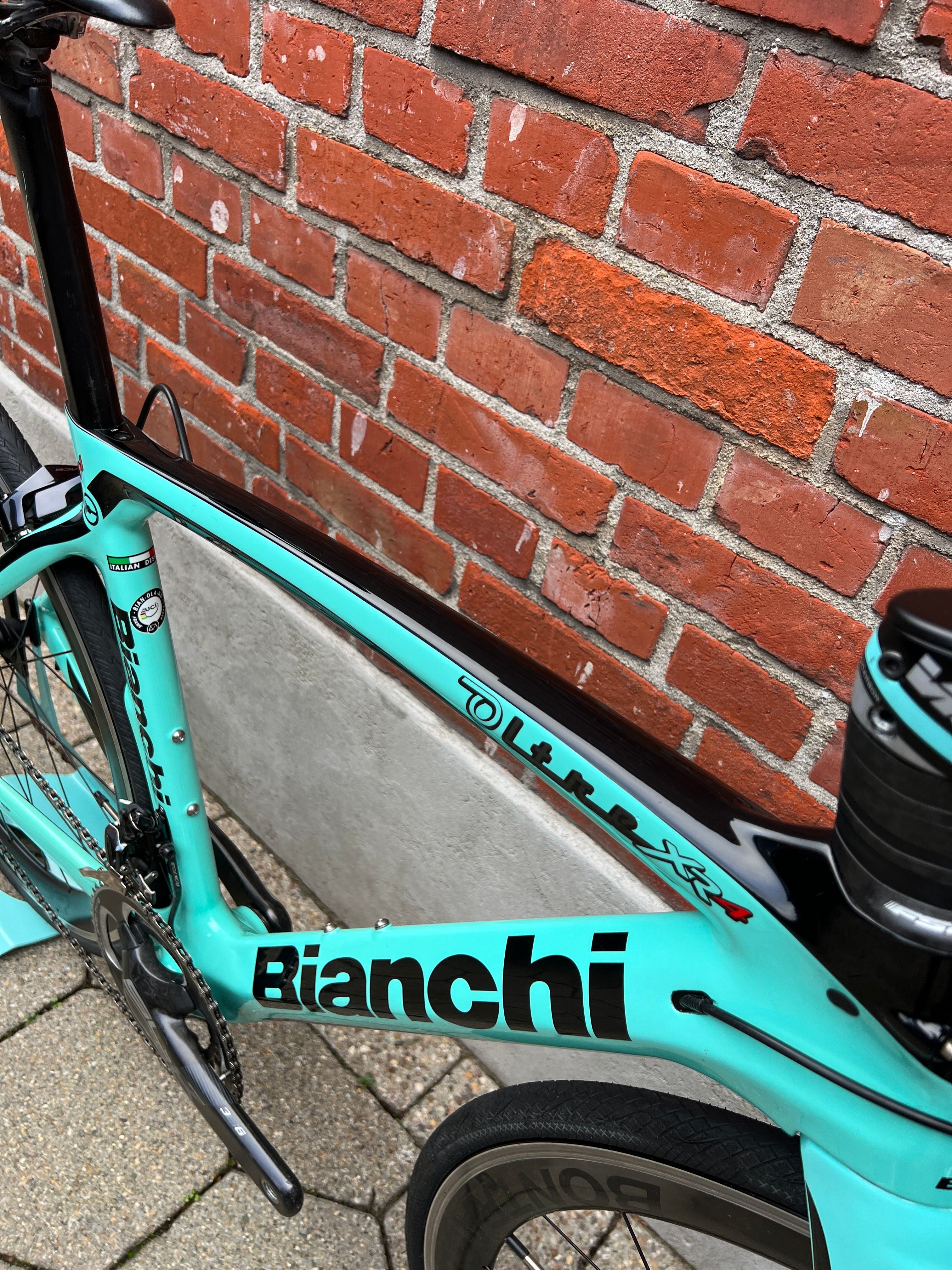 Bianchi Bianchi Oltre XR4 CV 7 5 kg Shimano Dura Ace Size 50 Bontrager Vision Metron