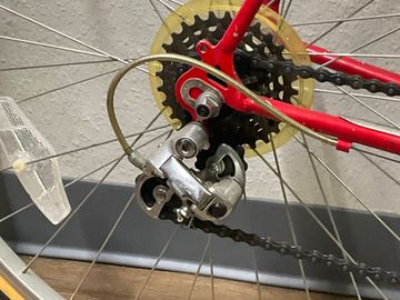 Used Schwinn World Sport 1984 Road & Gravel, Red — image 5 of 6