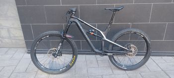 Used Canyon Spectral 7 2021 2021 Mountainbike, Black, 27.5 — image 1 of 3