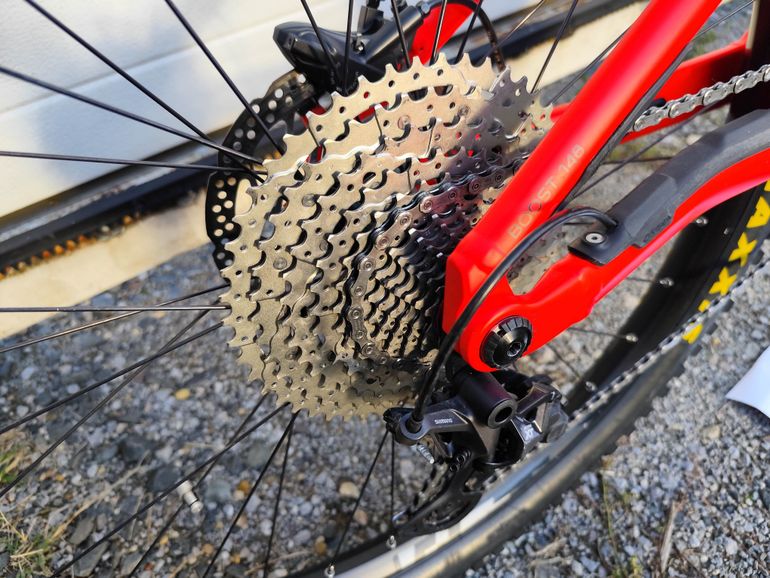 Used Orbea ORBEA Wild FS H30 Ebike double battery 1125 Wh 2022 Mountainbike, Red — image 13 of 16