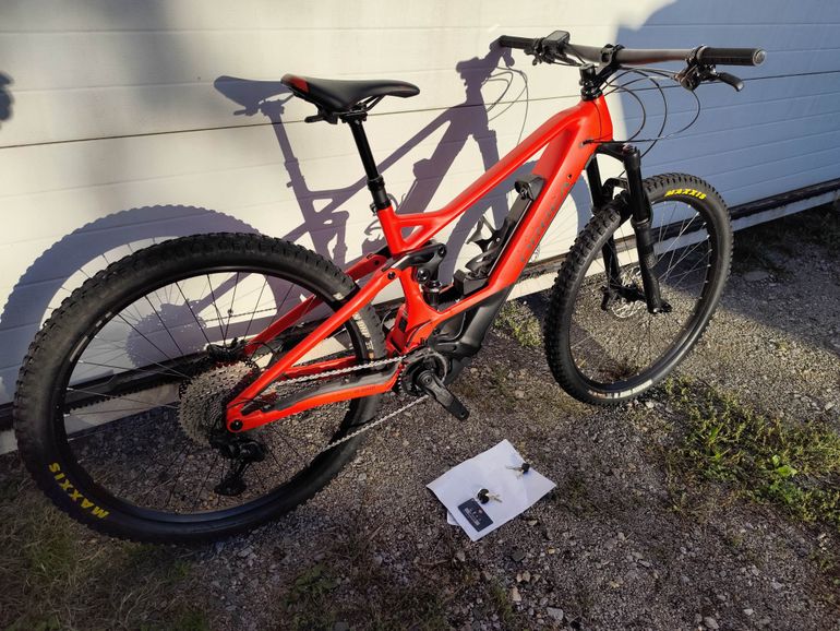 Used Orbea ORBEA Wild FS H30 Ebike double battery 1125 Wh 2022 Mountainbike, Red — image 4 of 16