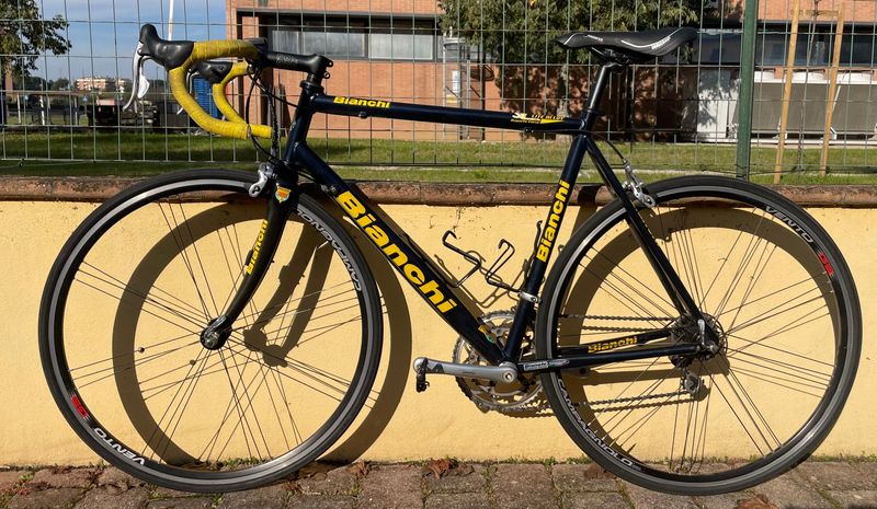 Used Bianchi SL Lite Alloy Reparto Corse 1999 Road & Gravel, Black — image 1 of 5