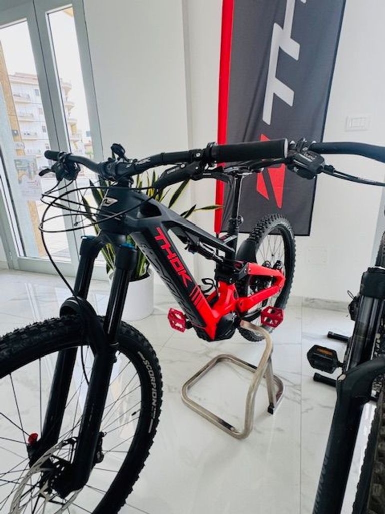 Used Thok GRAM 2023 2023 Mountainbike, Red, 27.5 — image 4 of 5