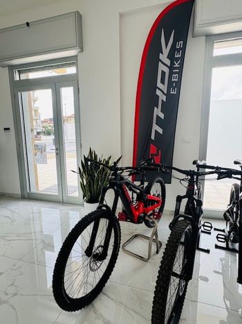 Used Thok GRAM 2023 2023 Mountainbike, Red, 27.5 — image 3 of 5