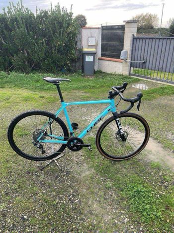 Used CUBE CROSS RACE PRO 2022 2022 Road & Gravel