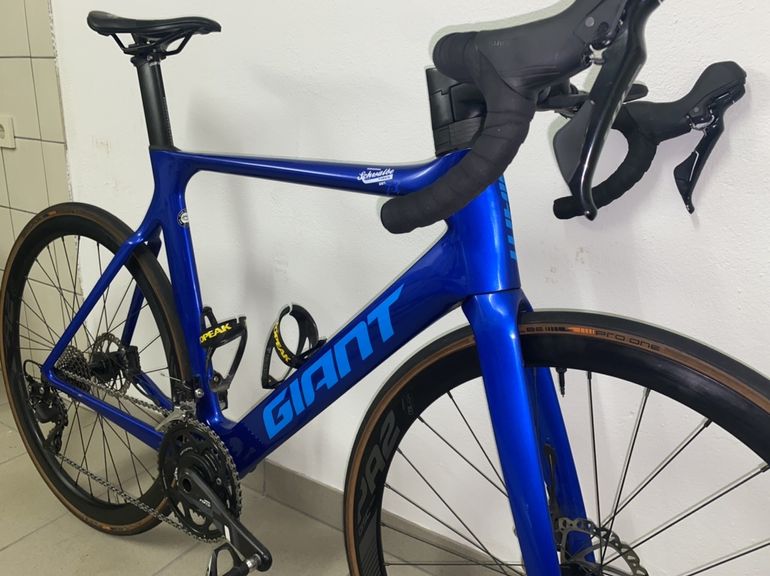 Used Giant Propel Advanced 2 Disc 2020 Road & Gravel, shop.filter.color.1 — image 4 of 10