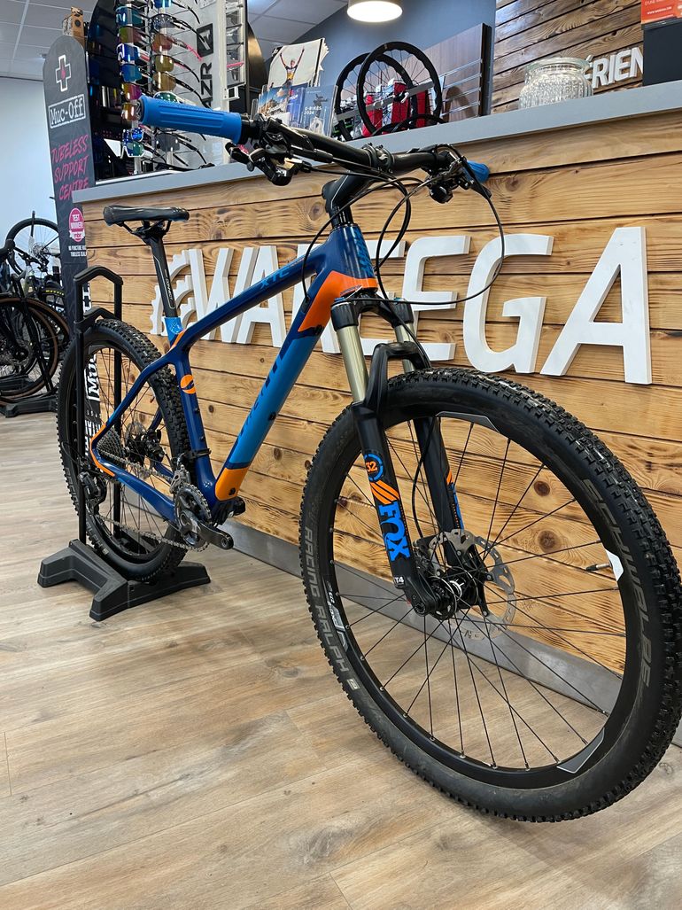 Vtt shops giant advanced