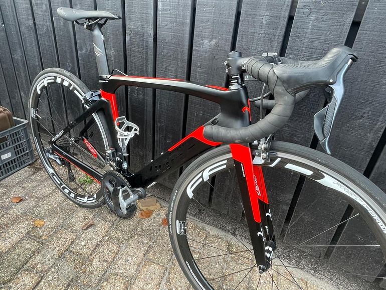 Used Wilier Cento1Air 2018 Road & Gravel, Black — image 6 of 9