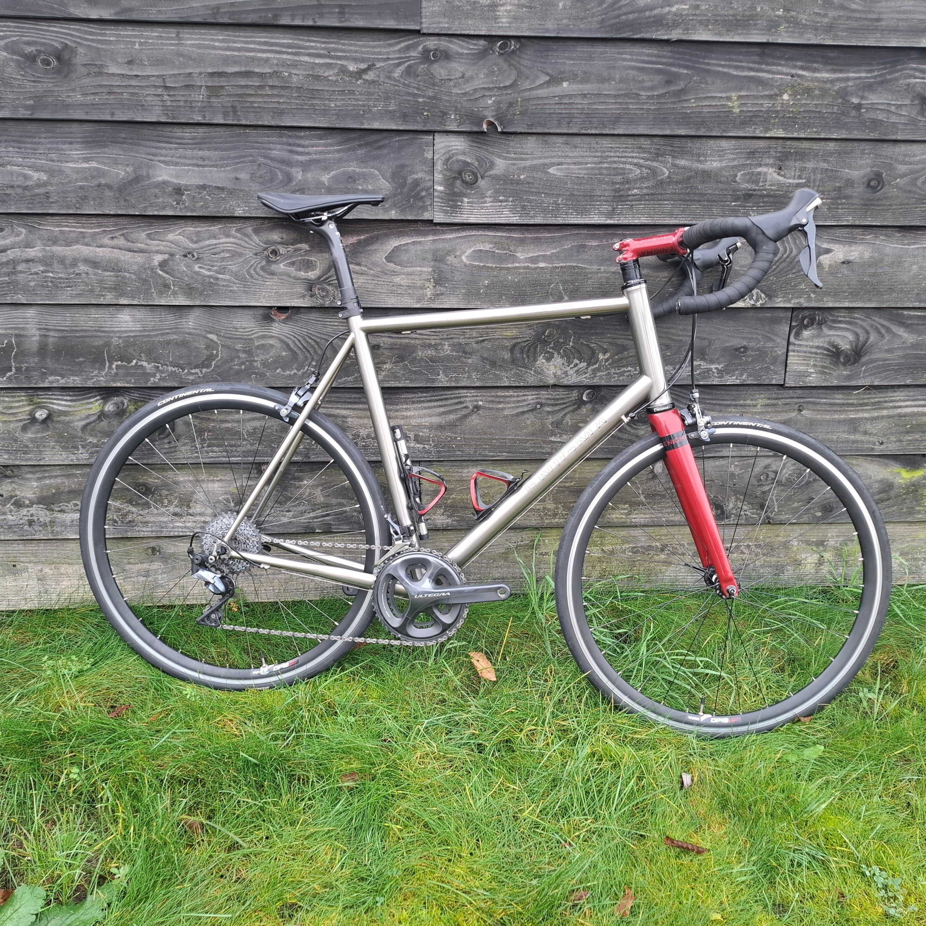 Adore ENIGMA EVADE ULTEGRA used in 62 cm buycycle