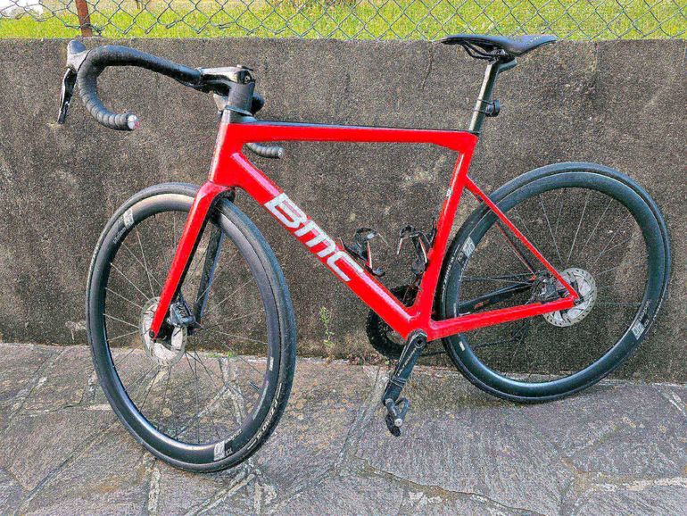 Used BMC Teammachine SLR01 DISC THREE 2019 2019 Road & Gravel — image 2 of 4