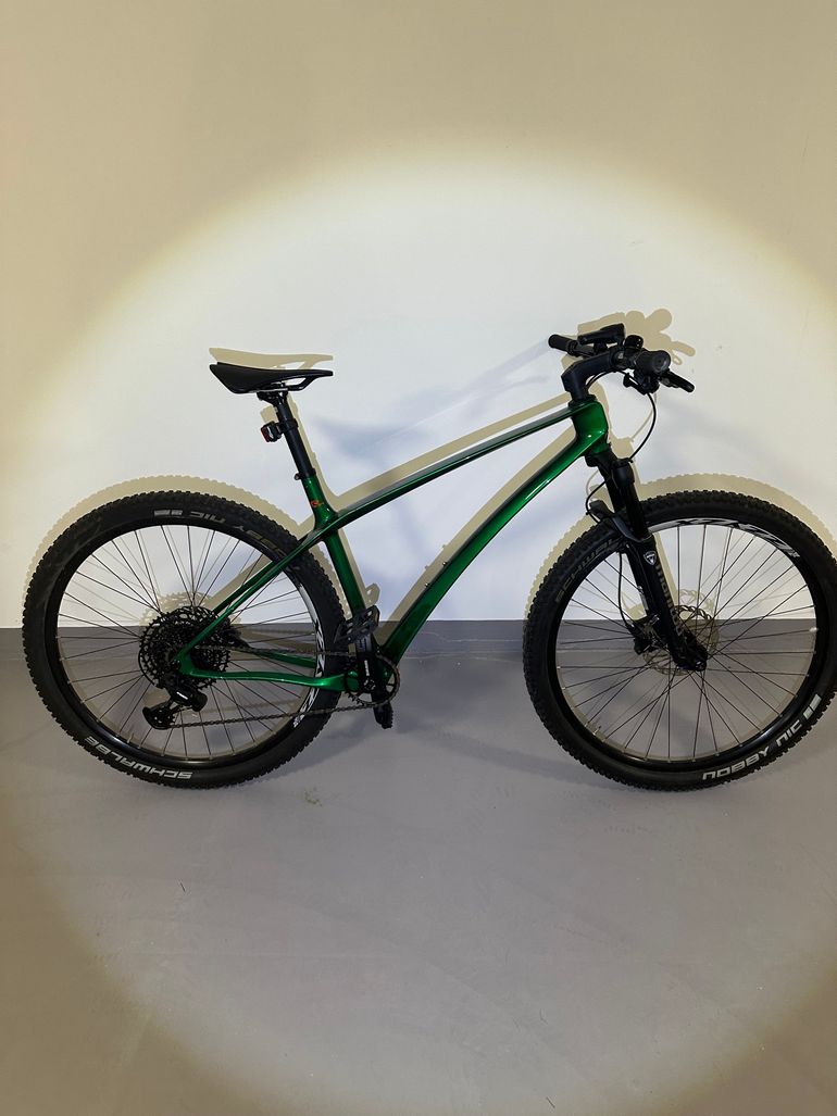 Used Corratec Revo BOW 2022 2022 Mountainbike, Green, 29 — image 3 of 9
