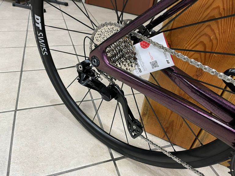 Used Lapierre Xelius SL 5.0 Di2 2024 2024 Road & Gravel — image 9 of 12