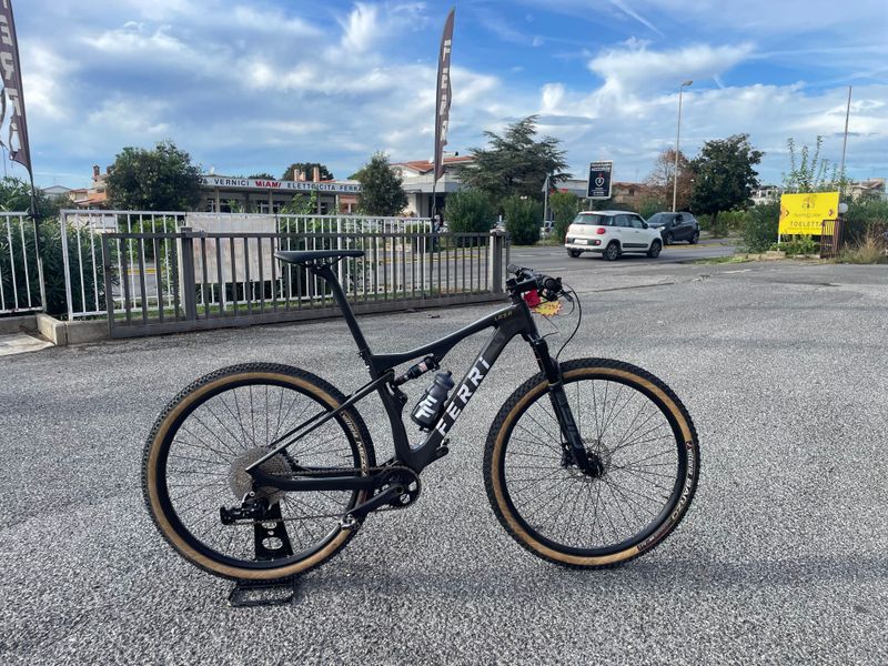 Used Ferri RDR FERRI BIKE LASA 2023 Mountainbike, Black — image 1 of 3