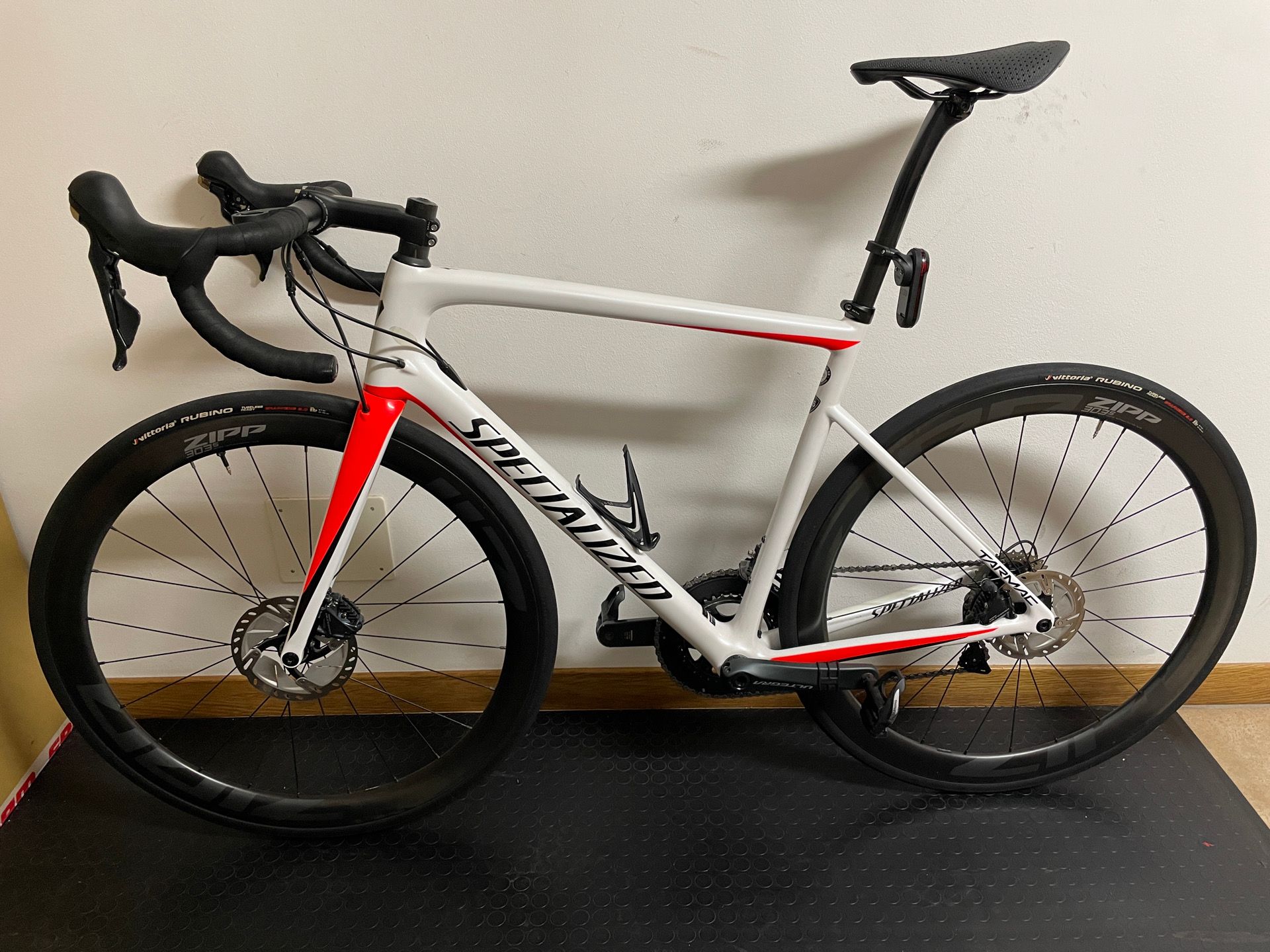 Tarmac bike 2019 on sale