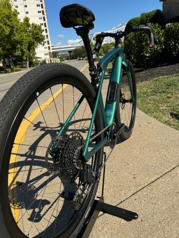Used Specialized Diverge STR Expert 2024 2024 Road & Gravel, Verde — image 3 of 4