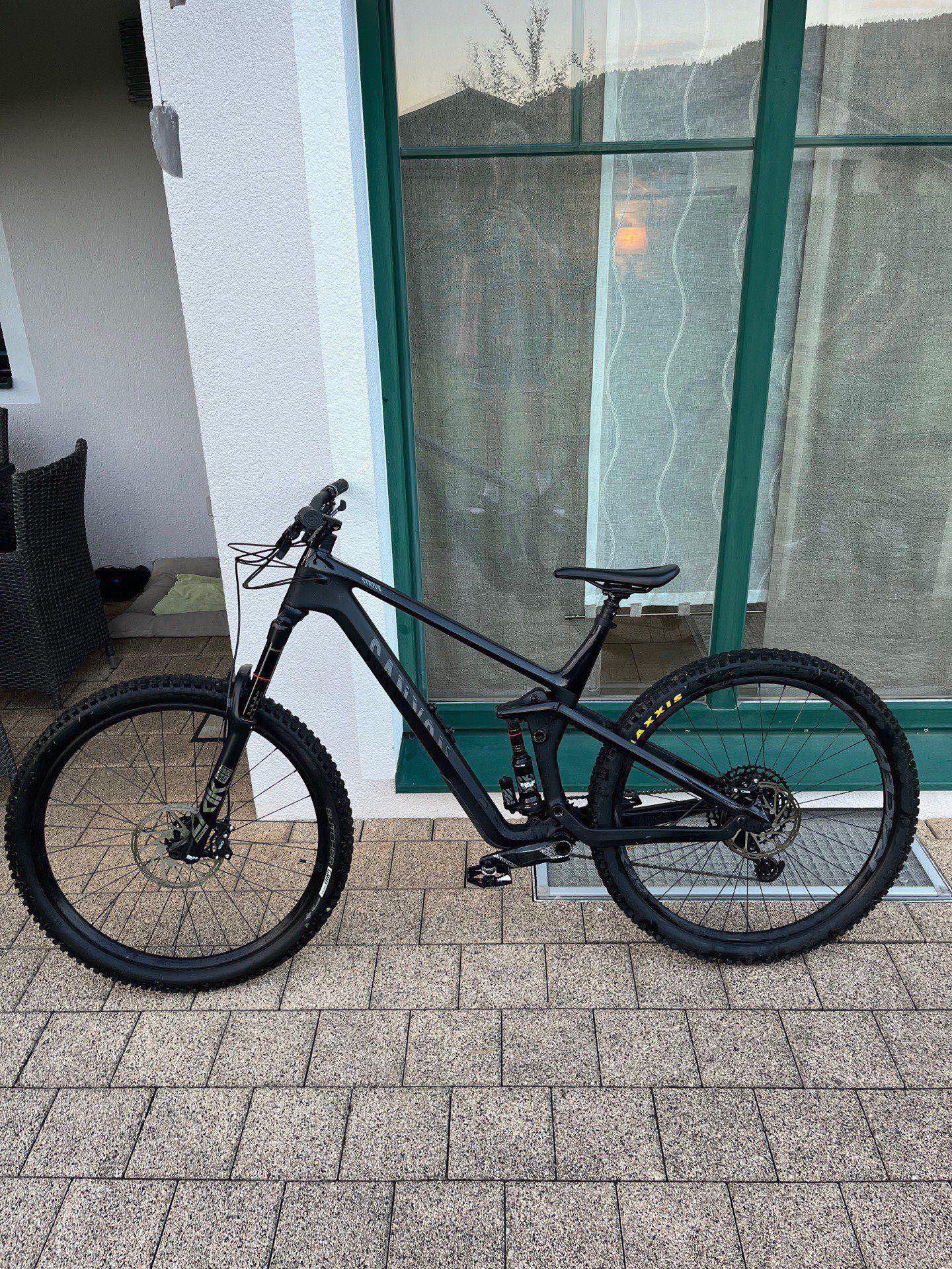 Canyon Strive CF 7 usato in XL buycycle