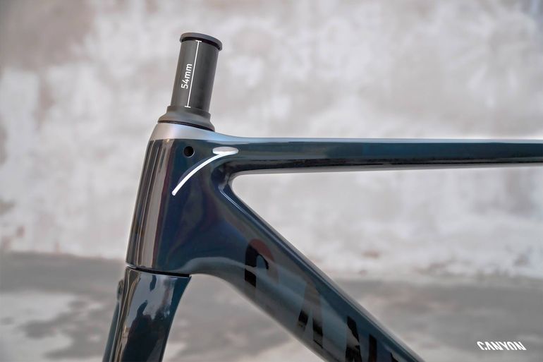 Used Canyon Ultimate CF SLX 8.0 Di2 2020 Frameset 2020 Road & Gravel, Nero — image 14 of 15