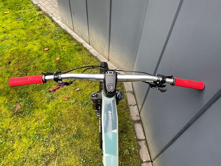 Used Focus JAM 6.8 2021 2021 Mountainbike, Green, 29 — image 4 of 11