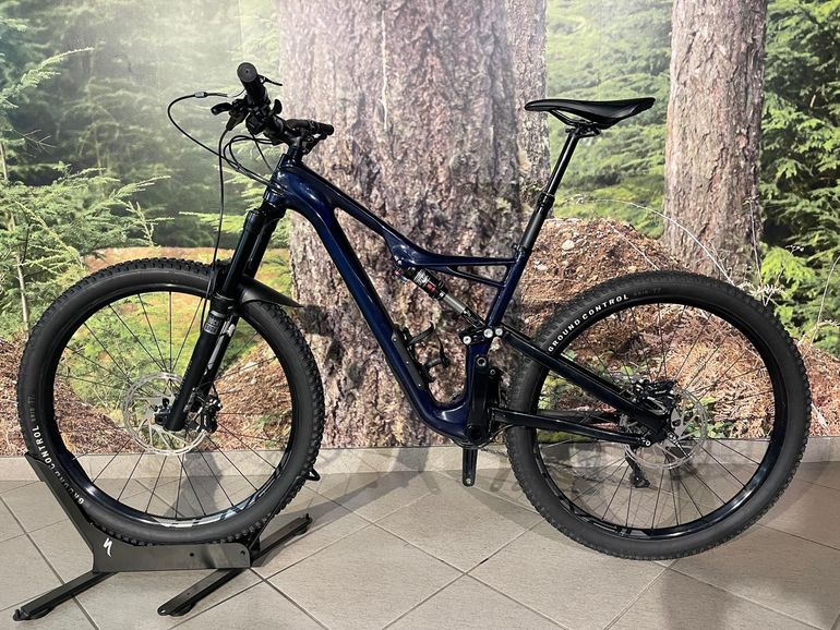 Used Specialized Stumpjumper FSR Comp Carbon 650b 2016 2016 Mountainbike — image 11 of 12