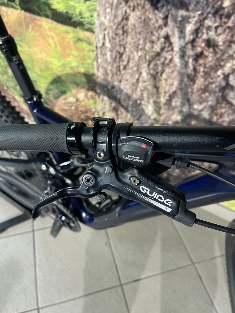 Used Specialized Stumpjumper FSR Comp Carbon 650b 2016 2016 Mountainbike — image 9 of 12