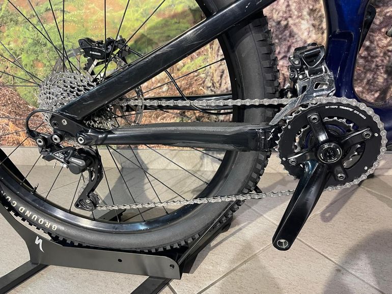 Used Specialized Stumpjumper FSR Comp Carbon 650b 2016 2016 Mountainbike — image 2 of 12