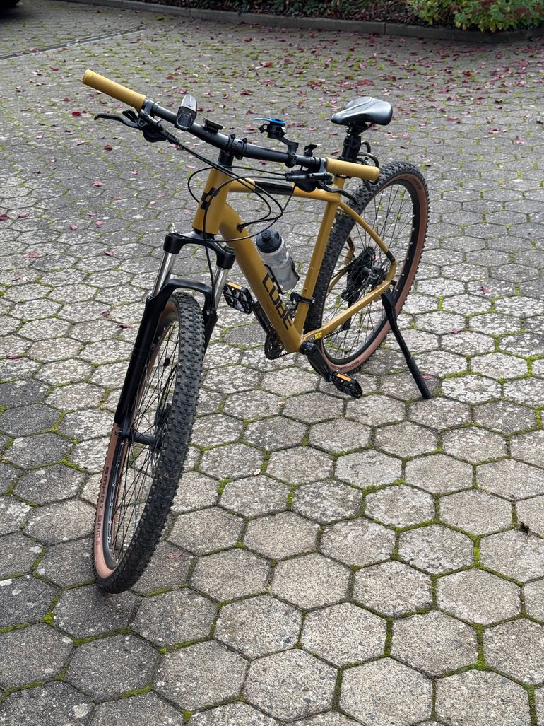 Used CUBE AIM, EX 2023 2023 Mountainbike — image 3 of 5
