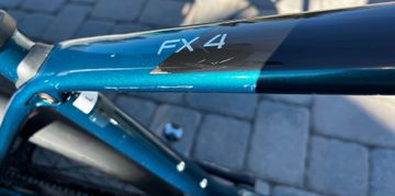 Used Trek FX4 Carbon 2020 Road & Gravel, Green — image 12 of 14