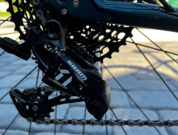 Used Trek FX4 Carbon 2020 Road & Gravel, Green — image 4 of 14