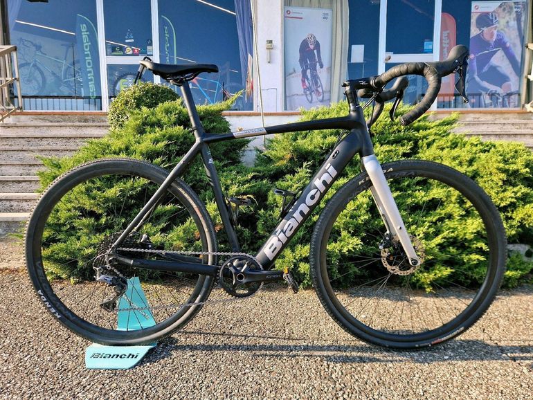 Used Bianchi e-Impulso Gravel - GRX 600 2022 2022 Road & Gravel — image 1 of 7
