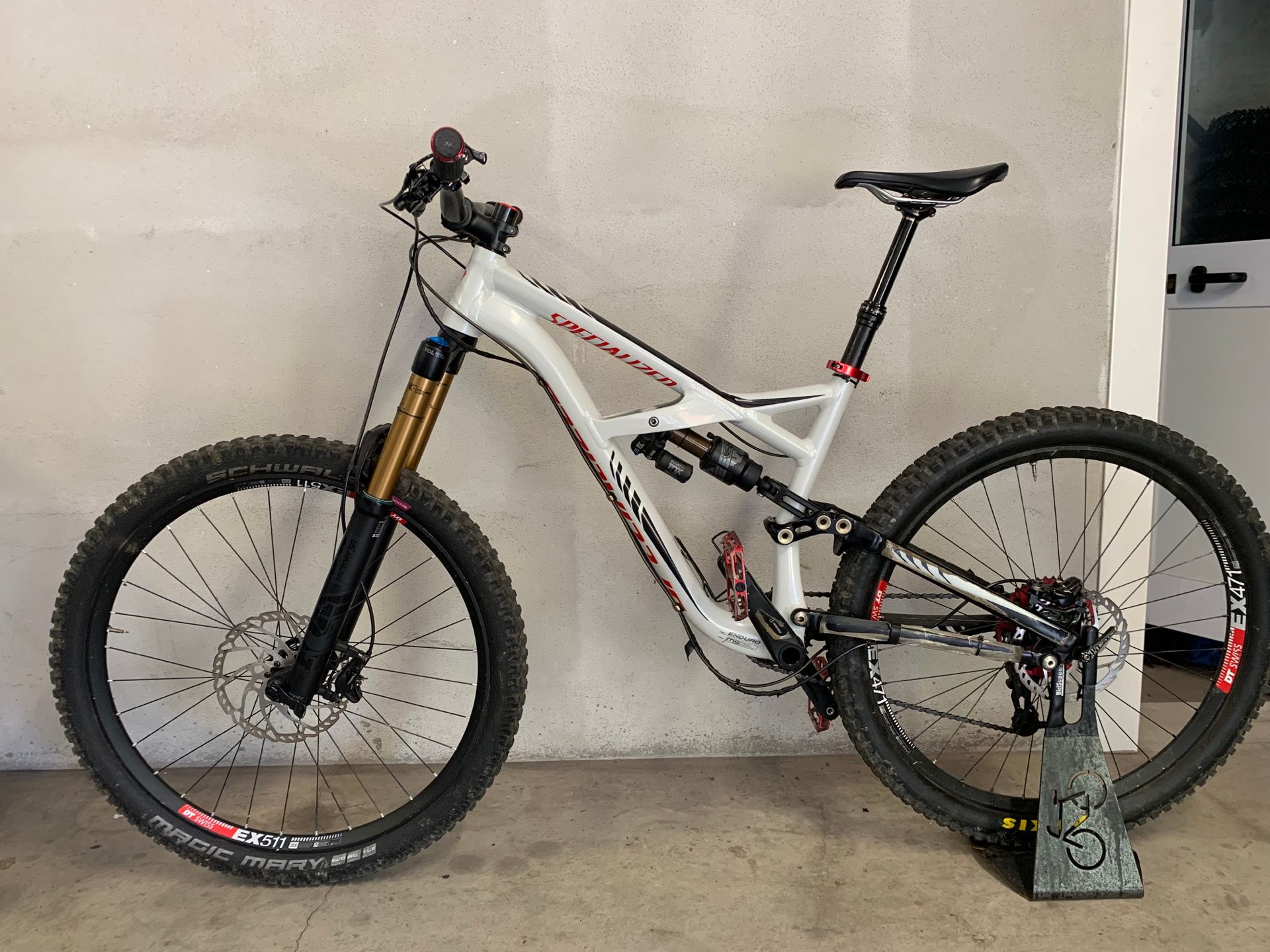 Specialized enduro 2015 sale