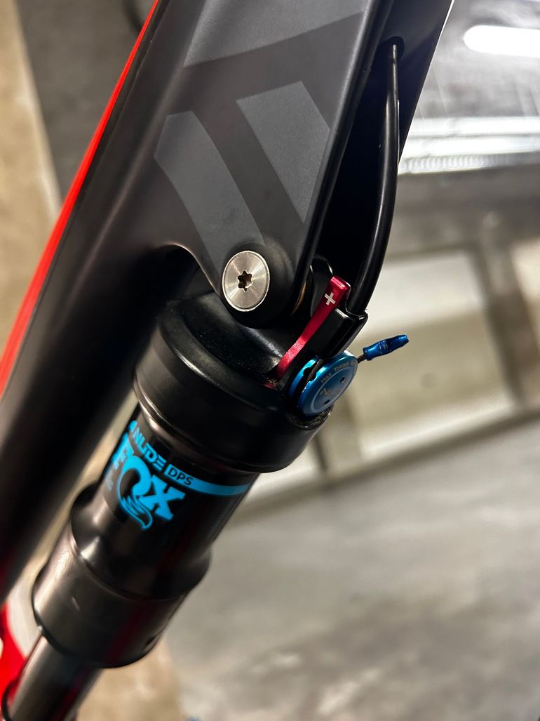 Used Scott Genius LT 710 Plus 2017 2017 Mountainbike, Red, 27.5 — image 13 of 18