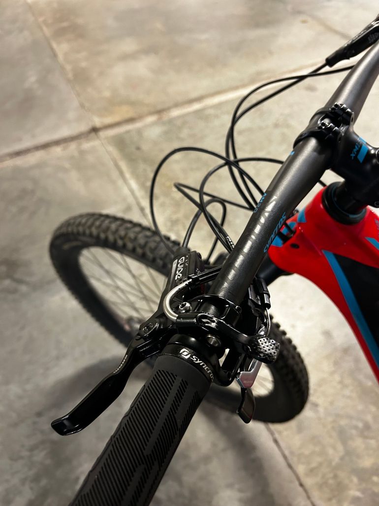 Used Scott Genius LT 710 Plus 2017 2017 Mountainbike, Red, 27.5 — image 18 of 18