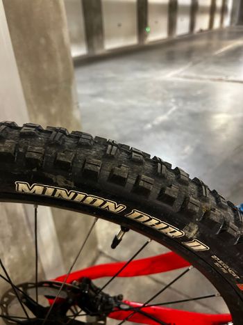 Used Scott Genius LT 710 Plus 2017 2017 Mountainbike, Red, 27.5 — image 16 of 18