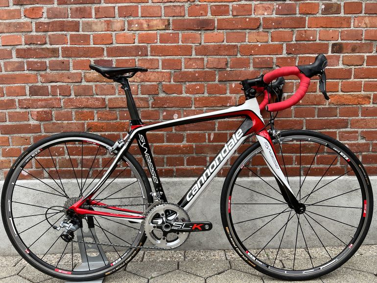 Used Cannondale Synapse 2012 Road & Gravel, Rot — image 1 of 13